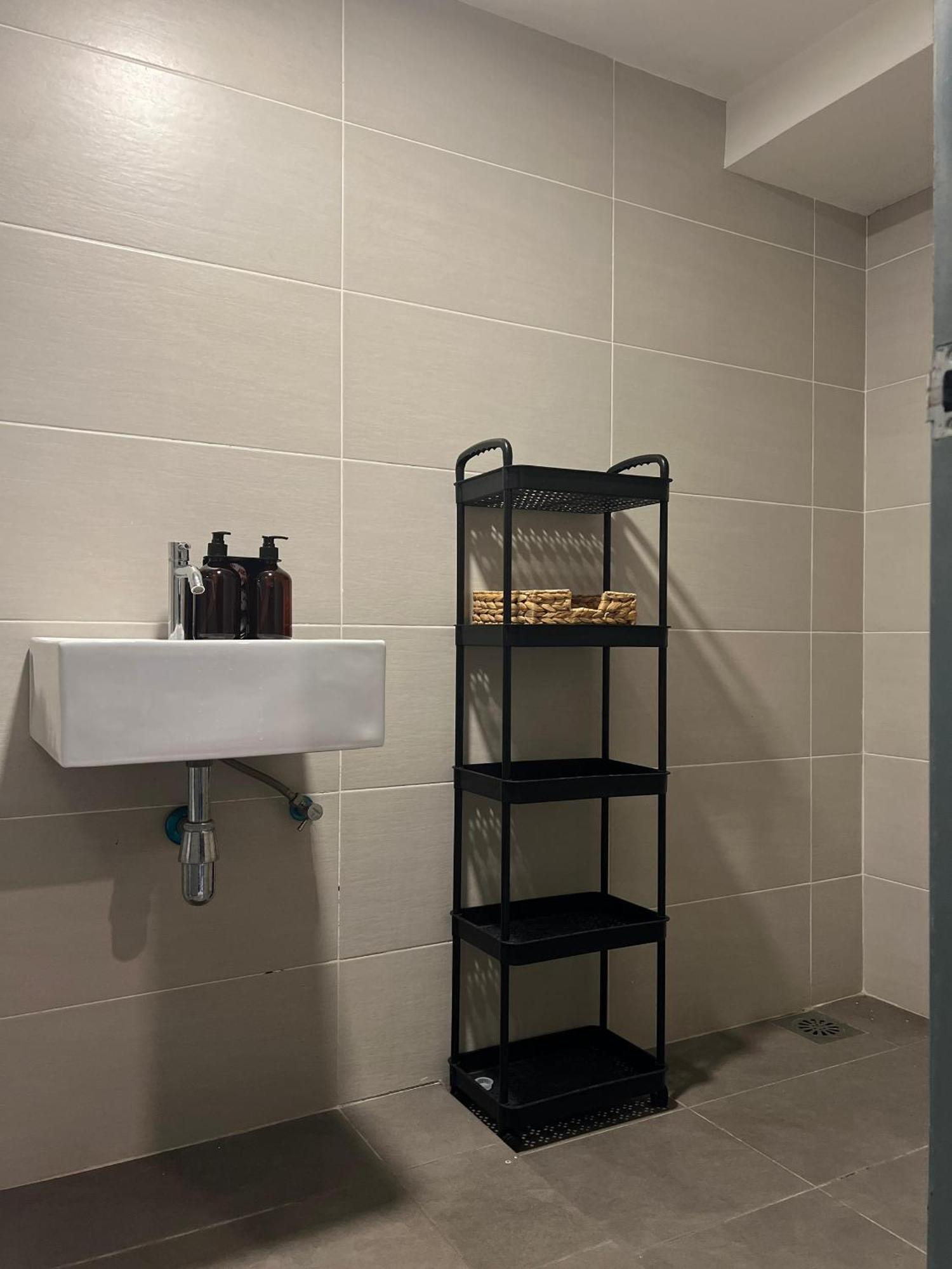 Mix Hostel Kl By Chillout Hostel Petaling Jaya Eksteriør billede