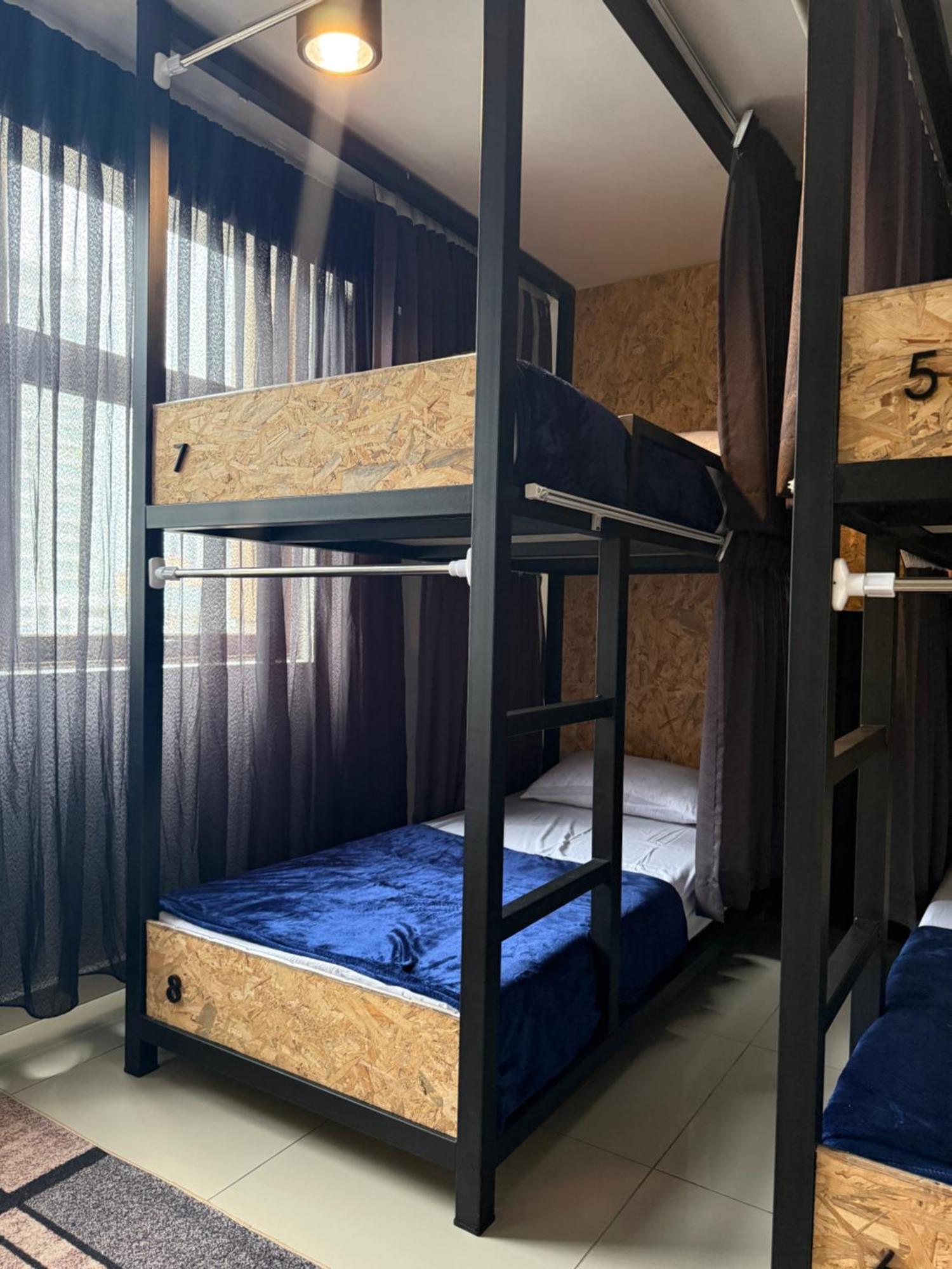 Mix Hostel Kl By Chillout Hostel Petaling Jaya Eksteriør billede